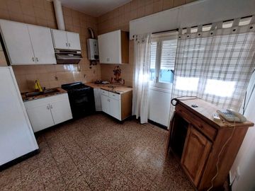 VENTA CASA DOS DORMITORIOS EN ARROYITO