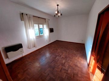 VENTA CASA DOS DORMITORIOS EN ARROYITO