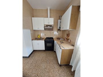VENTA CASA DOS DORMITORIOS EN ARROYITO