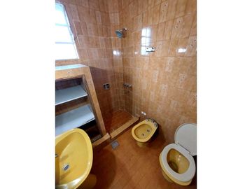 VENTA CASA DOS DORMITORIOS EN ARROYITO