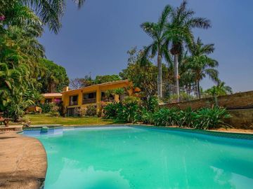 CASA  EN ACAPATZINGO