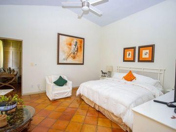 CASA  EN ACAPATZINGO