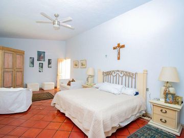 CASA  EN ACAPATZINGO