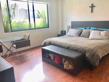 VENTA DE CASA EN CONDOMINIO EN INTERLOMAS, FRENTE A PASEO INTERLOMAS (L)