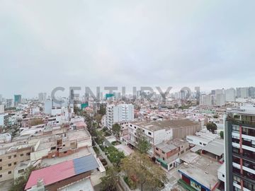 Exclusivo Dúplex Remodelado con Terraza y Ubicación Estratégica