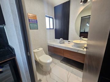 CASA VENTA DOMINIO CUMBRES
