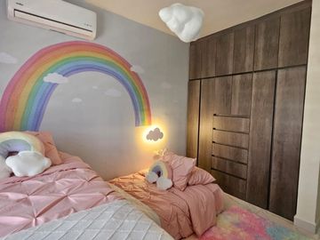 CASA VENTA EN DOMINIO CUMBRES