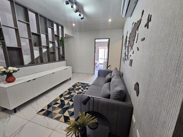 CASA VENTA EN DOMINIO CUMBRES