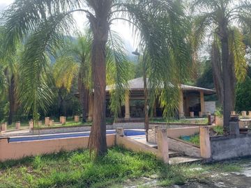 QUINTA  VENTA EN EL BARRIAL