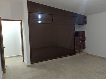 CASA EN BARRIO LA PIMIENTA