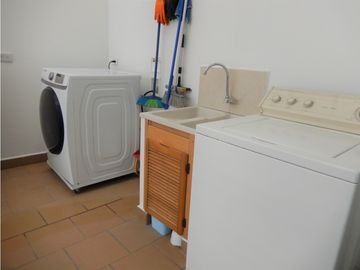 Casa para Arriendo Amoblada en San Antonio Rionegro