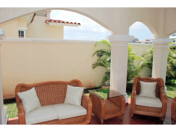 PH VILLA VALENCIA CASA REMODELADA EN VENTA, COSTA SUR (6)