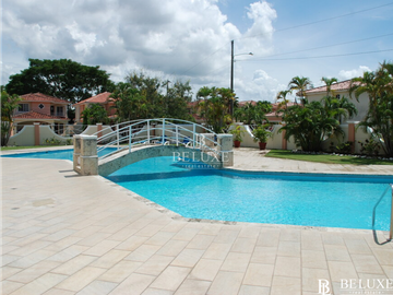 PH VILLA VALENCIA CASA REMODELADA EN VENTA, COSTA SUR (6)