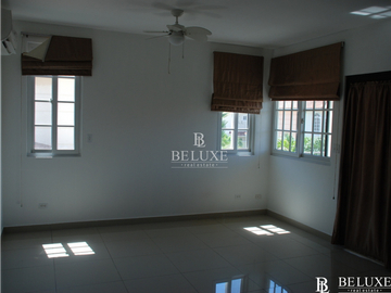 PH VILLA VALENCIA CASA REMODELADA EN VENTA, COSTA SUR (6)