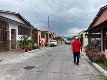 VENTA DE CASA EN CERRO VIENTO 3R