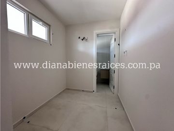 Venta de casa en Santa María