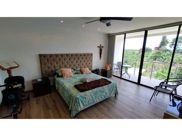 VENDO CASA CAMPESTRE EN LA VIA MORELIA, SECTOR LA SELVA, COLOMBIA
