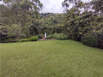 Venta Finca en El Zarzal Vereda La Luz Girardota.