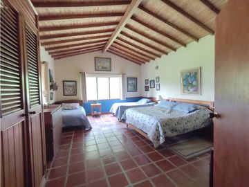 Venta Finca en El Zarzal Vereda La Luz Girardota.