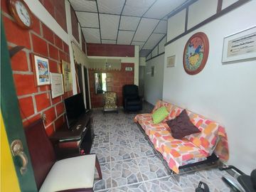 Se vende hermosa finca en Pueblo Tapao