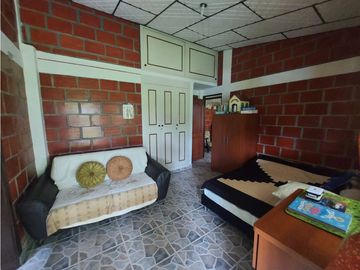 Se vende hermosa finca en Pueblo Tapao