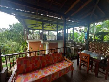Se vende hermosa finca en Pueblo Tapao
