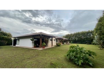 Casa Campestre Como Nueva Un Solo Nivel Parcelacion Llanogrande