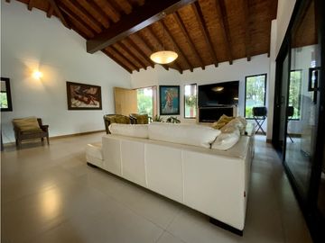 Casa Campestre Como Nueva Un Solo Nivel Parcelacion Llanogrande