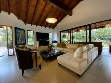Casa Campestre Como Nueva Un Solo Nivel Parcelacion Llanogrande