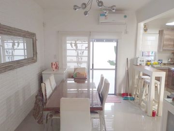 Duplex en venta en Berazategui Este