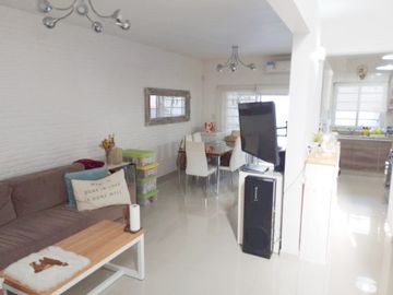 Duplex en venta en Berazategui Este
