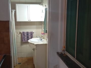 Casa PH en venta en Ezpeleta Este