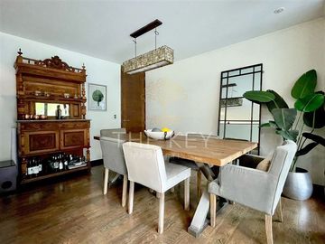 Casa en Venta en Av. Chamisero - Jumbo