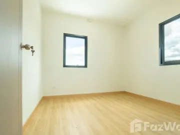 4 Bedroom House for sale at Meephom Home