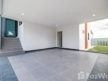 4 Bedroom House for sale at Meephom Home