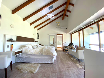 Condominio Santa Esther, son dos casas en el Terreno.