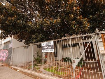 Local Comercial en Venta en Einstein / Las Torres