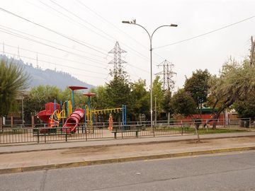 Local Comercial en Venta en Einstein / Las Torres