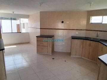 Casas Venta AV.  Los Tucanes   - LURIGANCHO