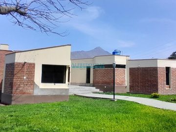 Casas Venta AV.  Los Tucanes   - LURIGANCHO