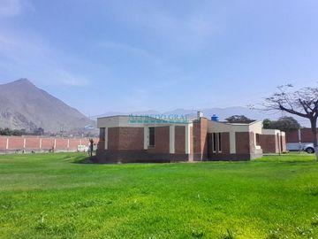 Casas Venta AV.  Los Tucanes   - LURIGANCHO