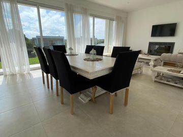 VENTA, CASA, COSTA ESMERALDA, BARRIO SENDEROS IV, LOTE AL 300, 4 AMBIENTES