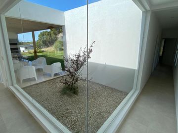 VENTA, CASA, COSTA ESMERALDA, BARRIO SENDEROS IV, LOTE AL 300, 4 AMBIENTES