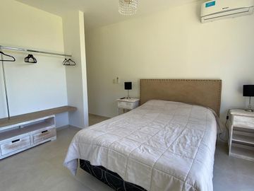 VENTA, CASA, COSTA ESMERALDA, BARRIO SENDEROS IV, LOTE AL 300, 4 AMBIENTES