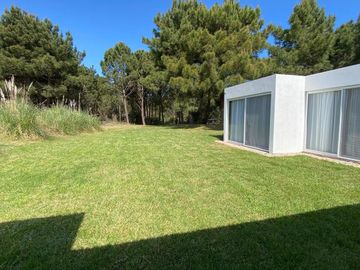 VENTA, CASA, COSTA ESMERALDA, BARRIO SENDEROS IV, LOTE AL 300, 4 AMBIENTES