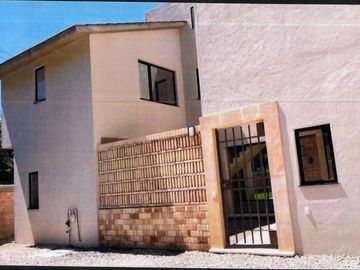 CASA DE CAMPO NUEVA EN VENTA EN COTO TEPOZTLAN.