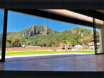CASA DE CAMPO NUEVA EN VENTA EN COTO TEPOZTLAN.