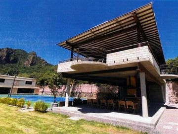 CASA DE CAMPO NUEVA EN VENTA EN COTO TEPOZTLAN.