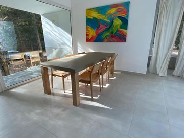 ALQUILER TEMPORAL, CASA, BARRIO BOSQUE, LOTE AL 100, 5 AMBIENTES