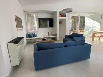 ALQUILER TEMPORAL, CASA, BARRIO BOSQUE, LOTE AL 100, 5 AMBIENTES